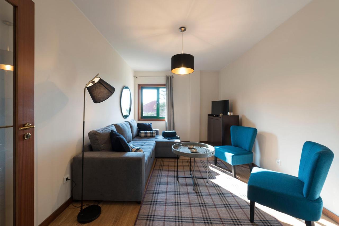 Lovelystay - Homey Feeling Flat W/ Free Parking ポルト エクステリア 写真