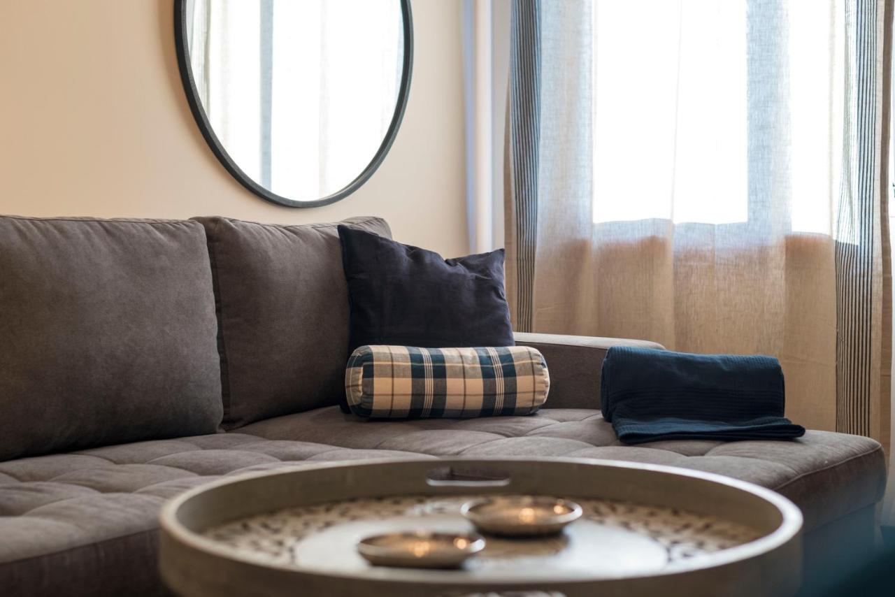 Lovelystay - Homey Feeling Flat W/ Free Parking ポルト エクステリア 写真