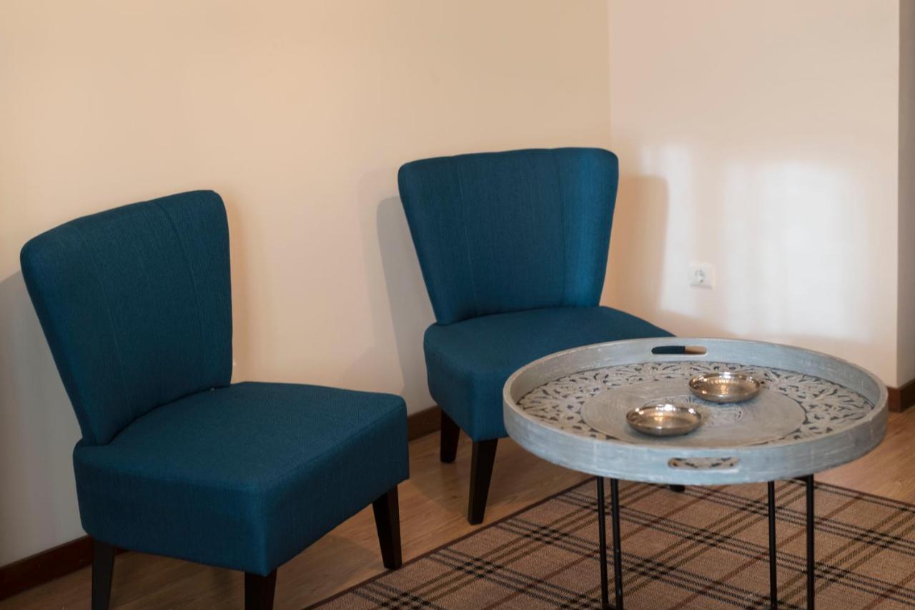 Lovelystay - Homey Feeling Flat W/ Free Parking ポルト エクステリア 写真